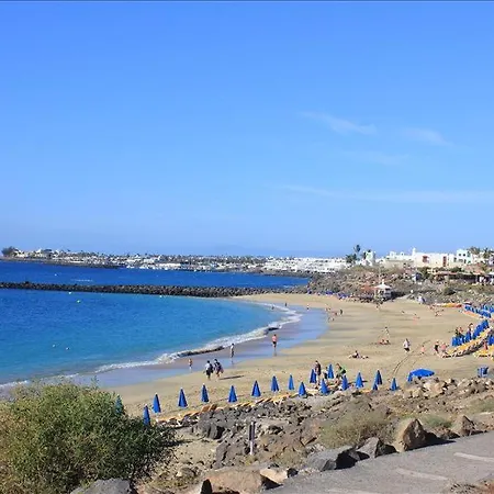 Βίλα In Playa Blanca Sleeps 6 Includes Swimming Pool And Wifi *