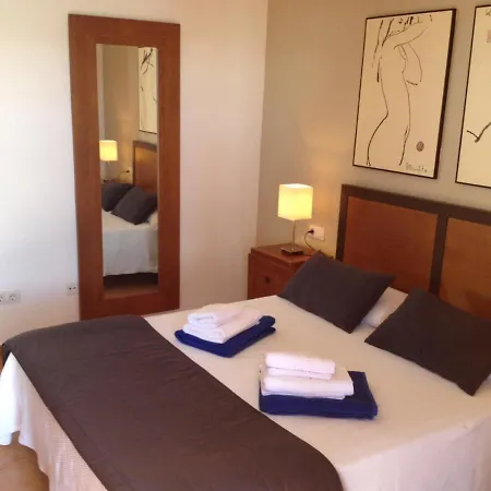 Βίλα In Playa Blanca Sleeps 6 Includes Swimming Pool And Wifi