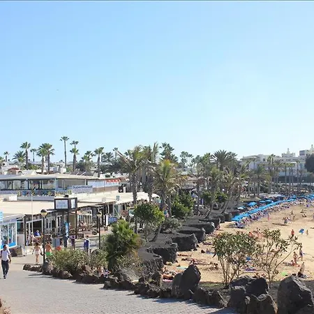Βίλα In Playa Blanca Sleeps 6 Includes Swimming Pool And Wifi