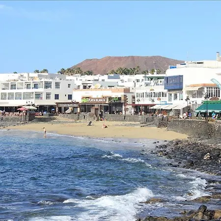In Playa Blanca Sleeps 6 Includes Swimming Pool And Wifi Πλάγια Μπλάνκα
